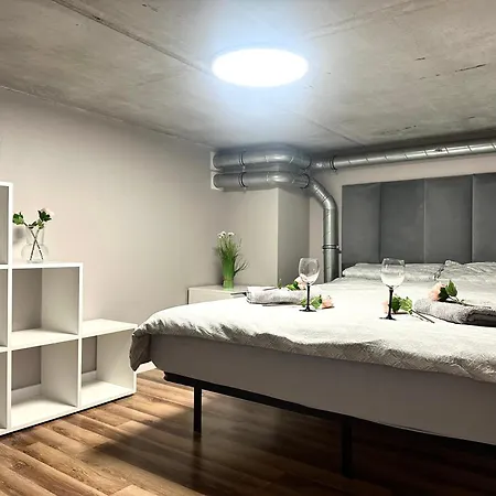 Apartamento Zarembowicza 36 - Self Check-in 20h - Parking &lift Wrocław