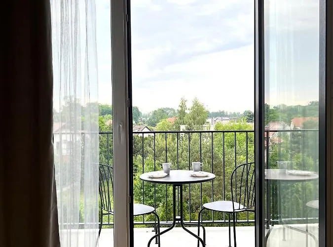 Zarembowicza 36 - Self Check-in 20h - Parking &lift Breslavia