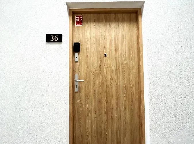 Zarembowicza 36 - Self Check-in 20h - Parking &lift * Breslavia