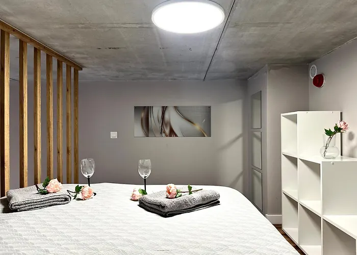 Zarembowicza 36 - Self Check-in 20h - Parking &lift *